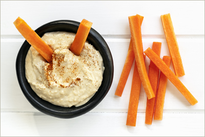 Carrots & Hummus